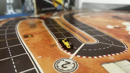 Versenyjáték az asztalon ennél jobb nem igazán lehet [Gamestar]