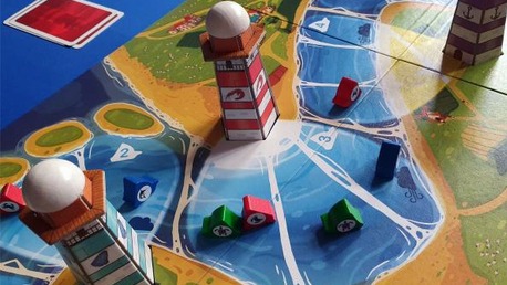 Családi játékok a Piatniktól – Lighthouse Run [Társalgó]