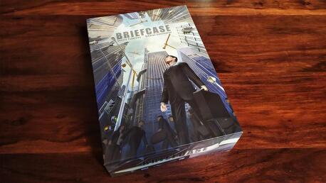 Briefcase – Ellenséges felvásárlás [Társalgó]