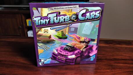 Tiny Turbo Cars – Pöttöm ágyúgolyó-futam [Társalgó]