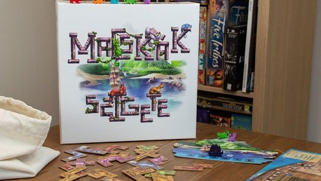 Mesebeli lények és mechanizmusözön: Macskák szigete [tarsasozz.blog]