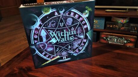 Within Walls – Áruló a falakban [Társalgó]