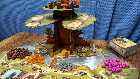 A társasjátékos cukiságvonaton nincsen fék [Telex.hu]