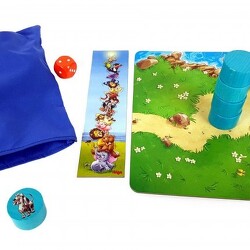 Animal upon Animal - Memo torony