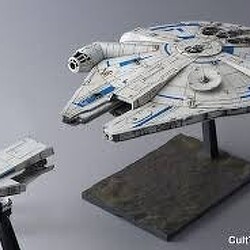 Star Wars: X-Wing (Second Edition) – Lando's Millennium Falcon Expansion Pack